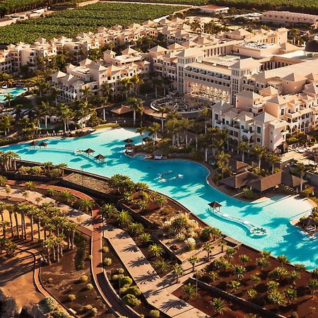 منتجع وسبا جران ميليا بالاسيو دي إيزورا Alcalá la Real المظهر الخارجي الصورة The Atlantis Paradise Island resort