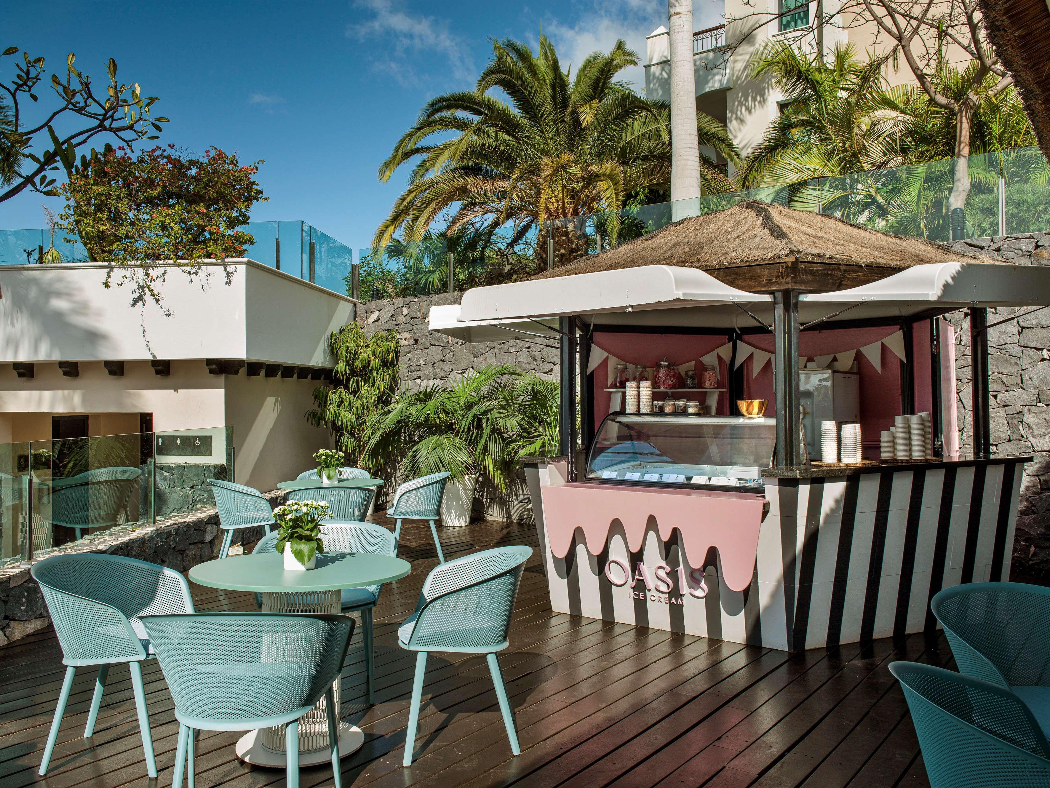 منتجع وسبا جران ميليا بالاسيو دي إيزورا Alcalá la Real المظهر الخارجي الصورة The hotel's ice cream shop